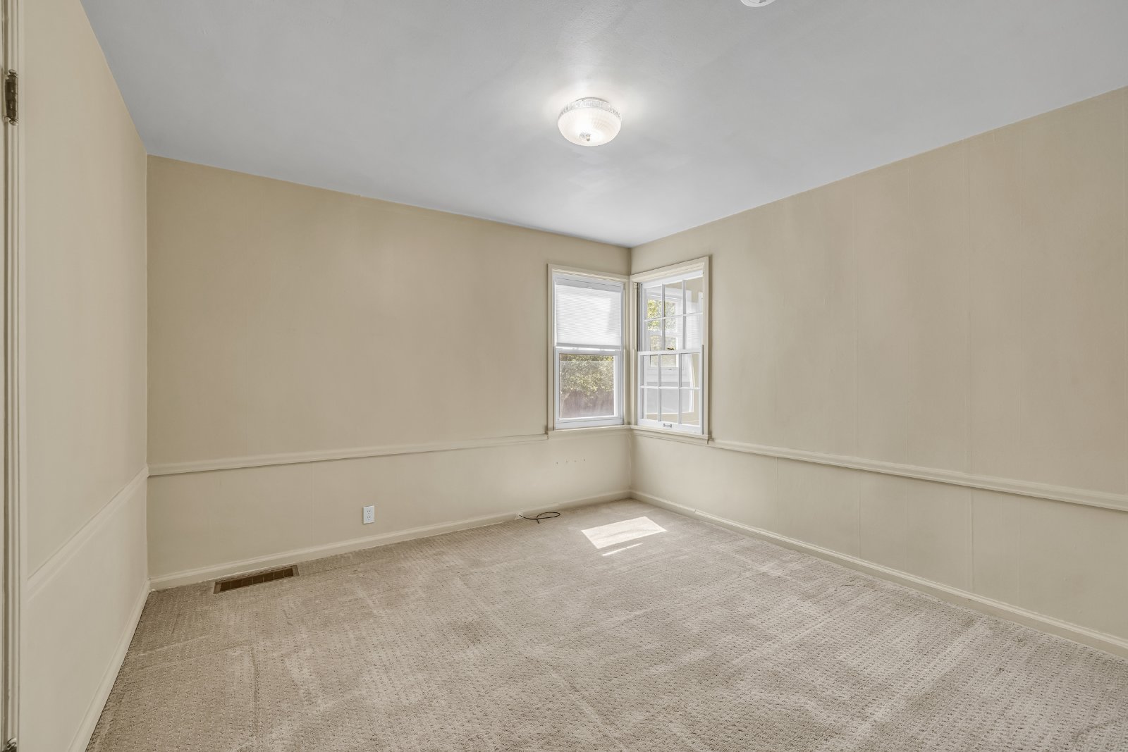 Belmar Beauty! 5bed/ 2.5 bath property image