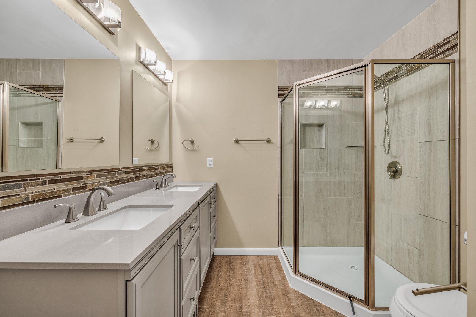 Belmar Beauty! 5bed/ 2.5 bath property image