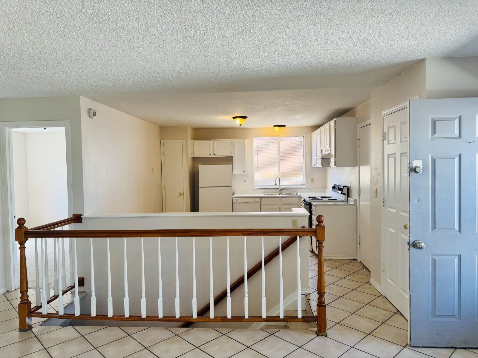 3 Bedroom 2 Bath With Finished Basement in Denver ~ Move-In Ready! property image