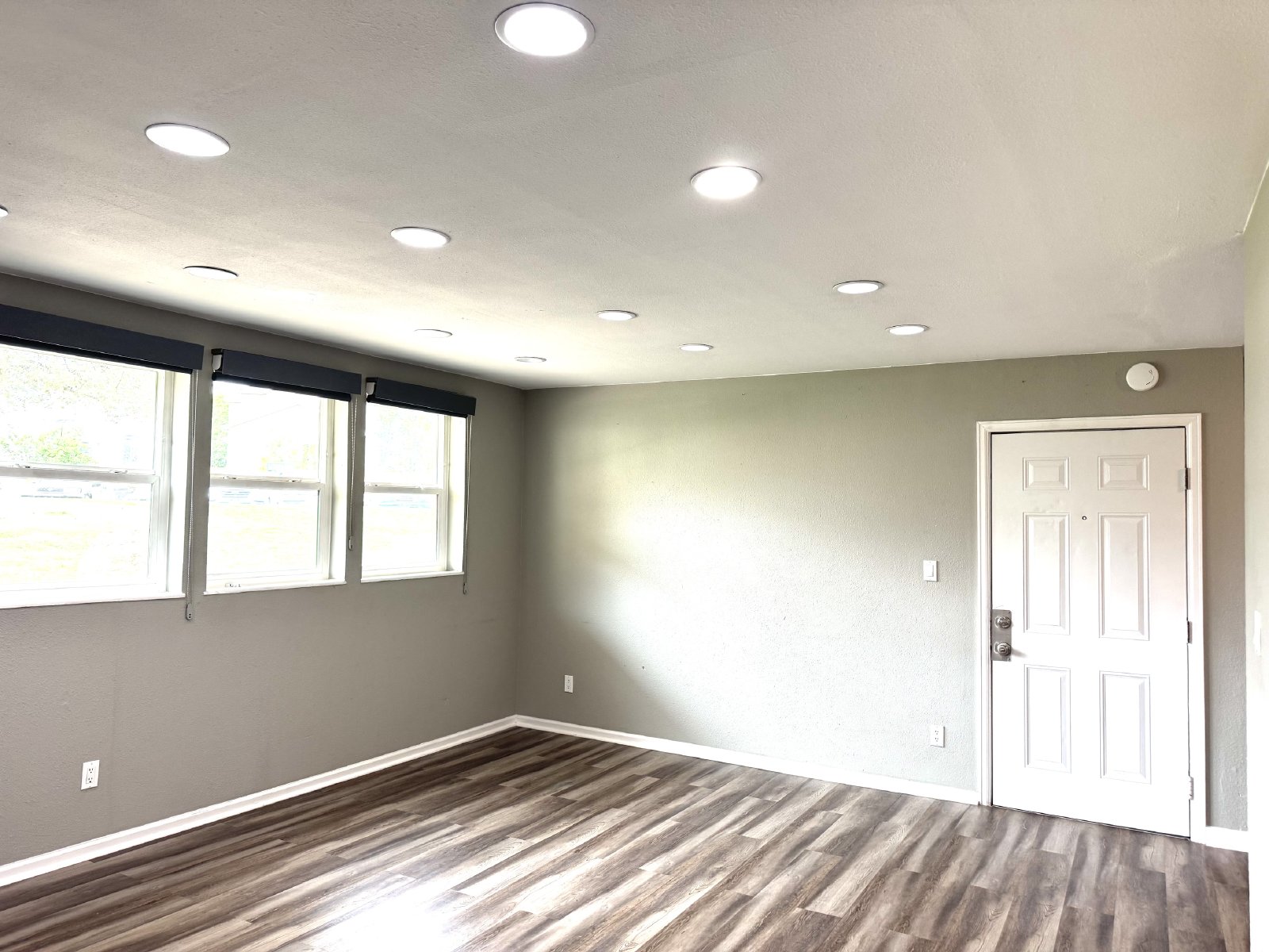 Thornton Condo Move-In Ready! property image