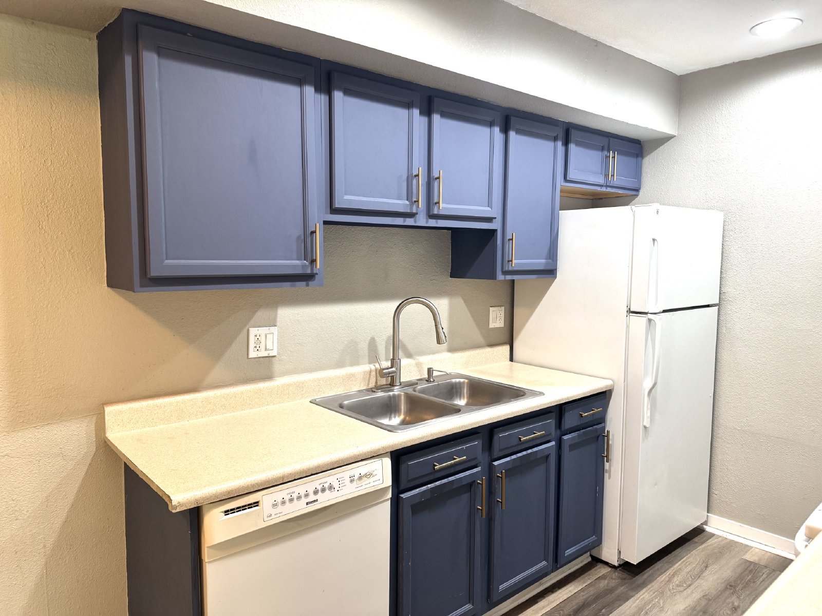 Thornton Condo Move-In Ready! property image