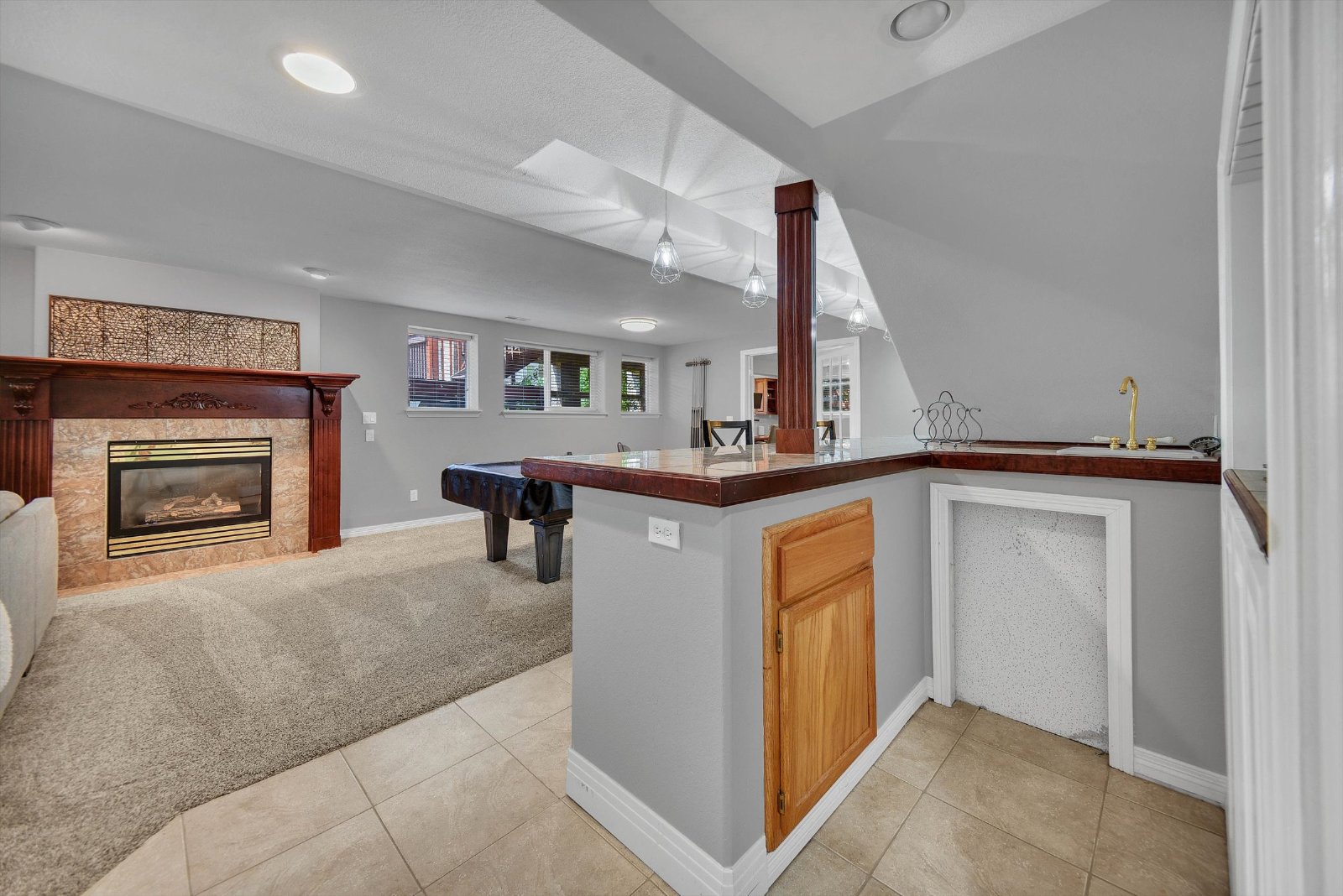 4 bedroom, 4 Bath Home With Office In Littleton! property image