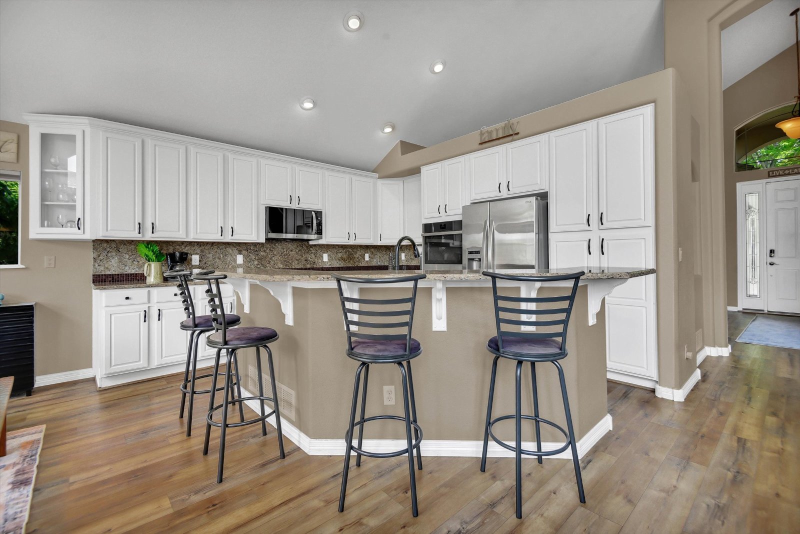 4 bedroom, 4 Bath Home With Office In Littleton! property image