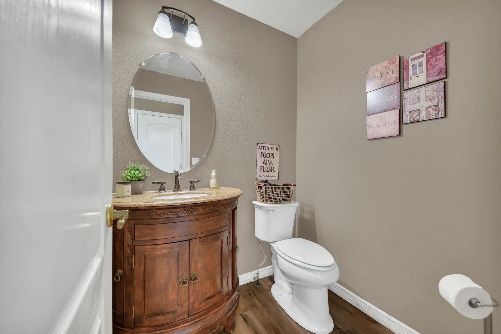 4 bedroom, 4 Bath Home With Office In Littleton! property image