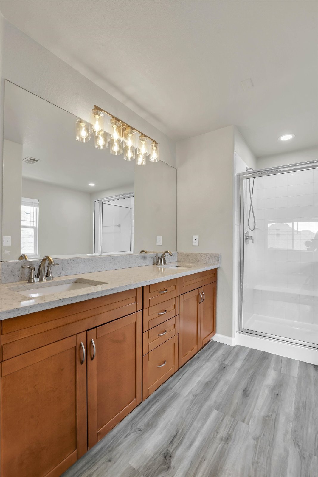 5 Bedroom, 3 Bath Home In Copperleaf! property image