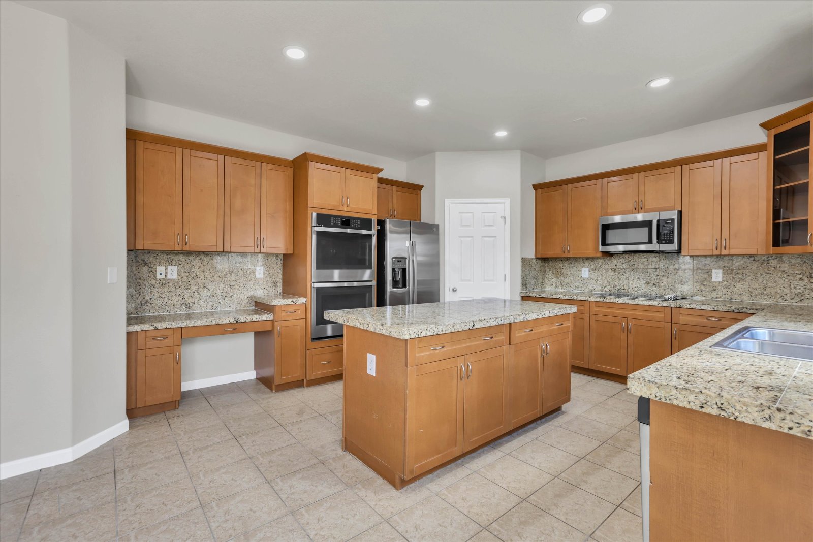 5 Bedroom, 3 Bath Home In Copperleaf! property image
