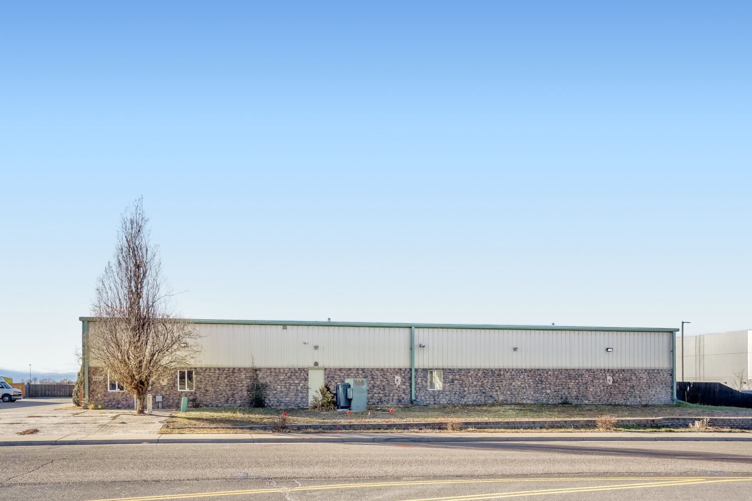 For Sale- Industrial Warehouse with 3 Heated Bays, 2 Private Offices, and 2 Bathrooms property image