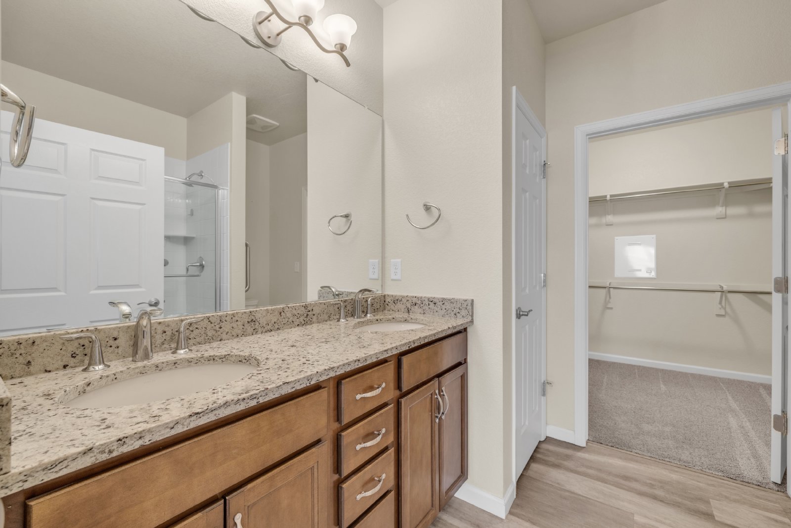 Charming 2-Bed, 2-Bath Retreat in Thornton! property image